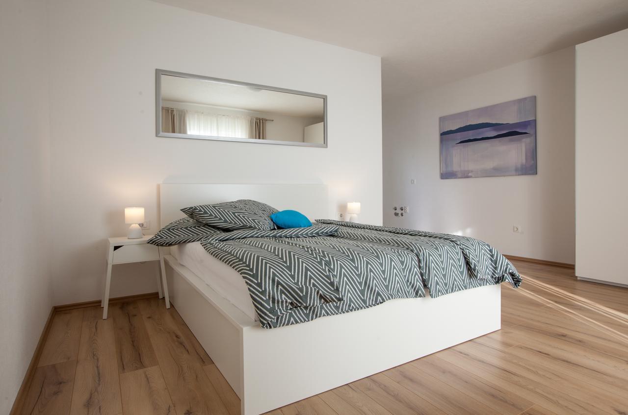 Apartment Penthouse Mak Макарска Екстериор снимка
